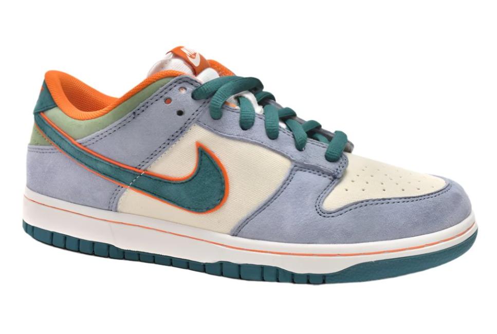 SB Dunk Low - Multicolor Fresh Vibes