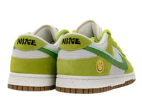 SB Dunk Low - Vibrant Green & White