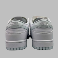 Nike Unisex SB Dunk Sneakers