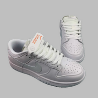 Nike Unisex SB Dunk Sneakers