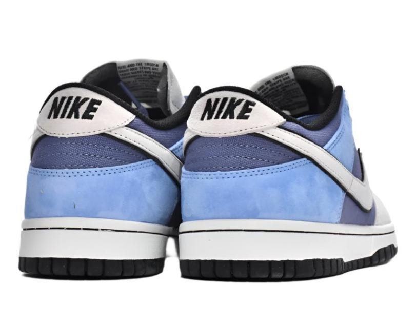 SB Dunk Low - Blue, White & Gray